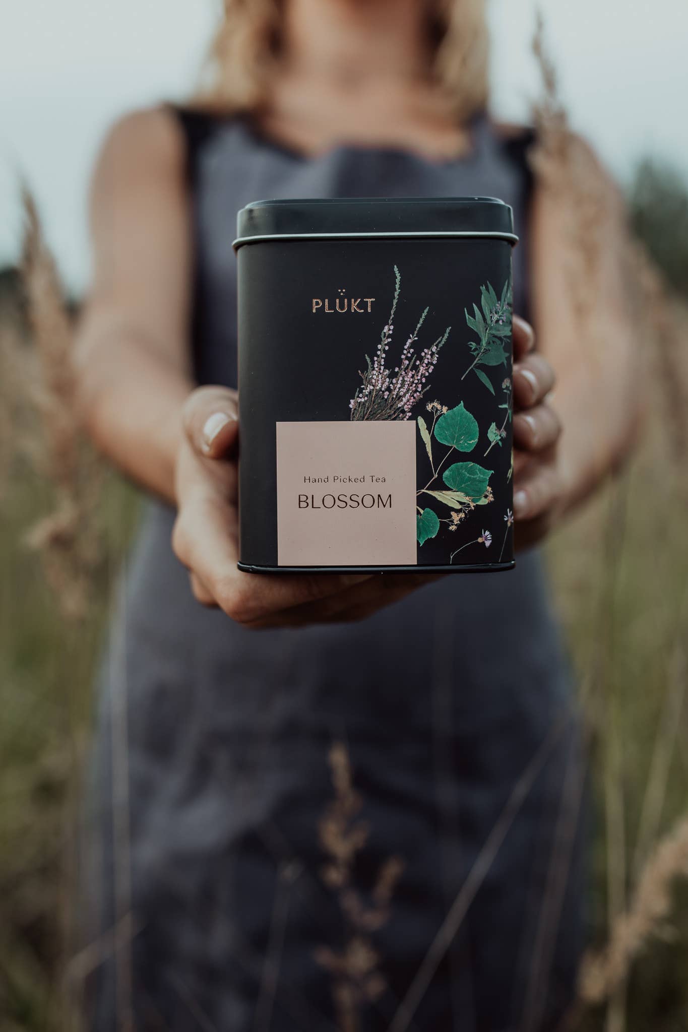 BLOSSOM Tea Blend - Organic Whole-flower Tea